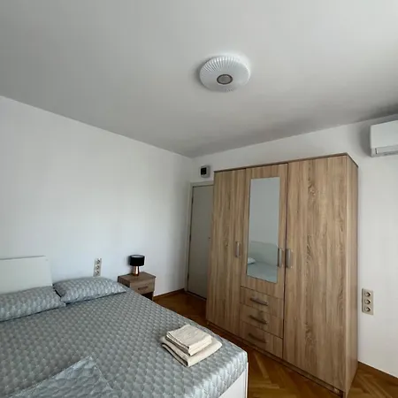 Apartament 2x Bedroom, 2x Wc, Free Parking, 4x Balcony, Location, Sunny Bijou Flat Varna